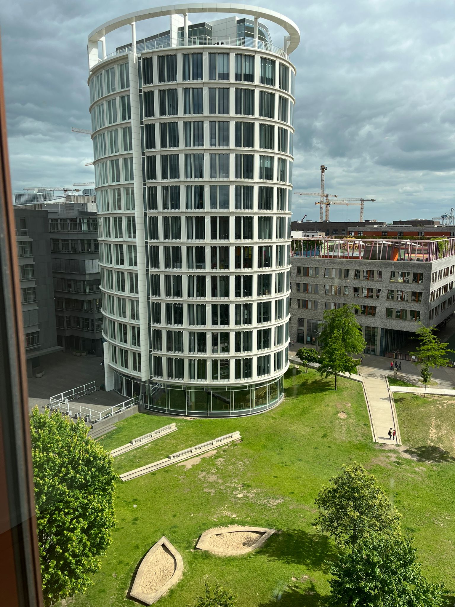 whatsapp-image-2025-09-24-at-182316-1